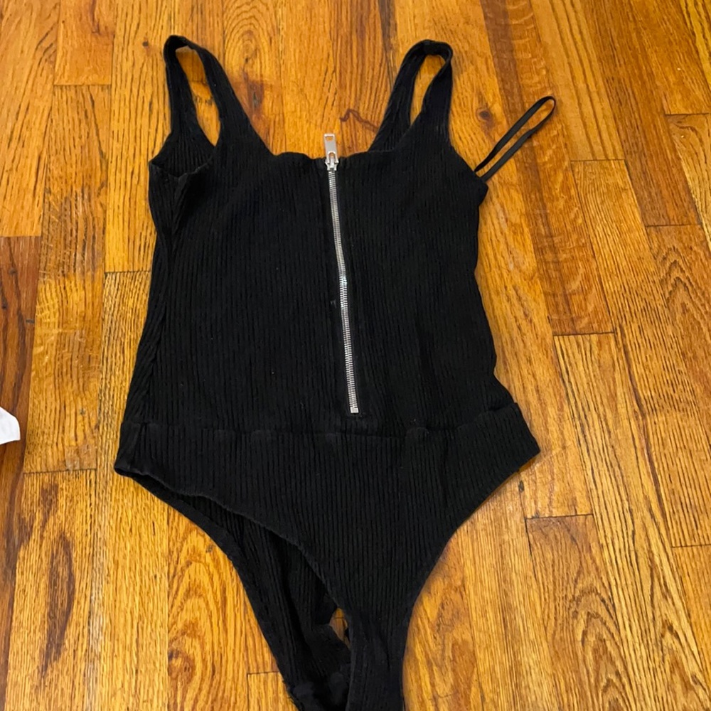 Zipper bodysuit